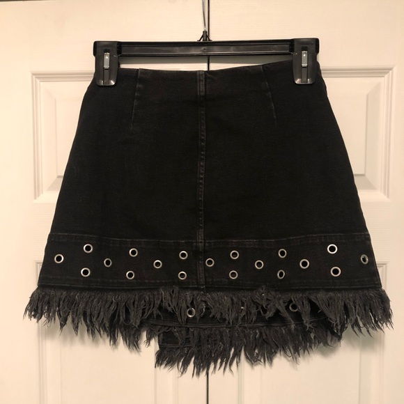 Black Denim Wrap Skirt - Picture 4 of 8